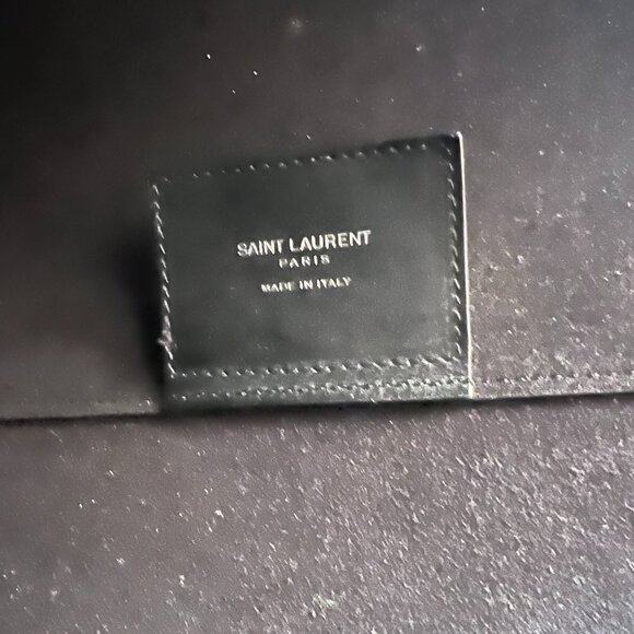 SAINT LAURENT BLACK LEATHER PERFORATED LOGO LARGE TOTE - Picture 12 of 15